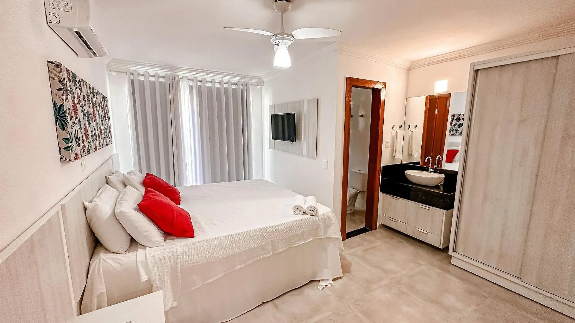 Casa Toda Climatizada Com 2 Suites, Gourmet Privativo E Internet 300Mbps No Residencial Monte Das Oliveiras Em Arraial D'Ajuda , Condominio Com Piscinas, Sauna E Portaria 24Hrs. Porto Seguro Ferienhaus