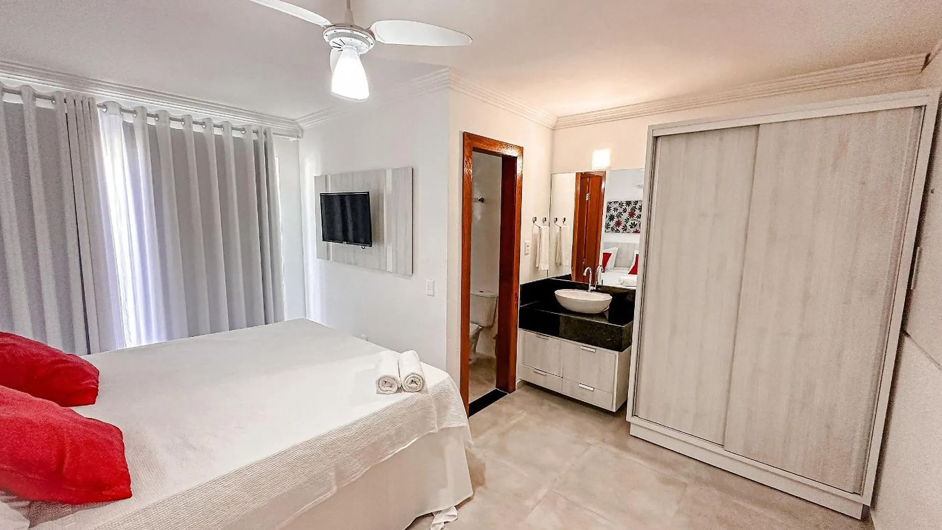 Casa Toda Climatizada Com 2 Suites, Gourmet Privativo E Internet 300Mbps No Residencial Monte Das Oliveiras Em Arraial D'Ajuda , Condominio Com Piscinas, Sauna E Portaria 24Hrs. Porto Seguro 0*,  Brazil